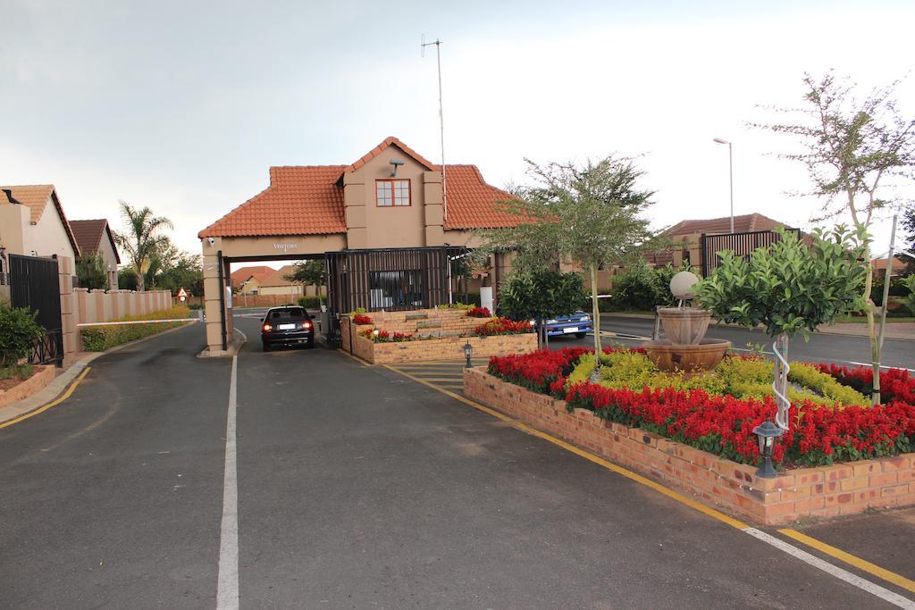 Topaz Cove Luxury Villas Edenvale Extérieur photo